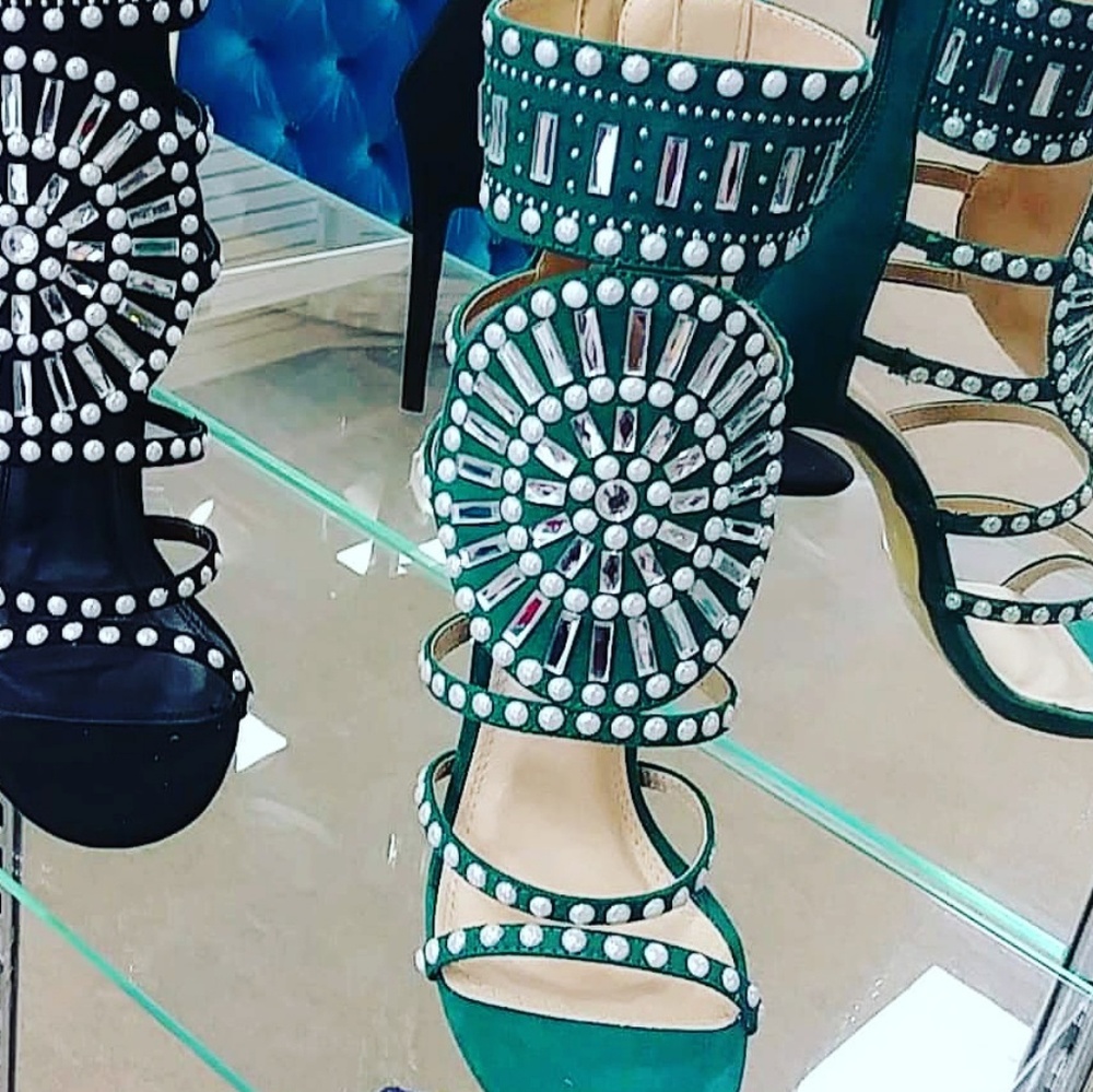 Royal Emmeral Heels